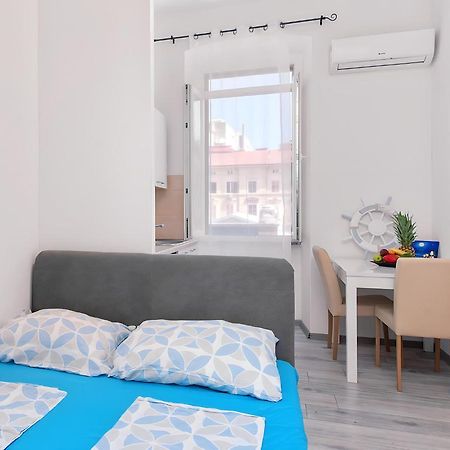City Studio Market 5 - Rijeka Rent Екстер'єр фото